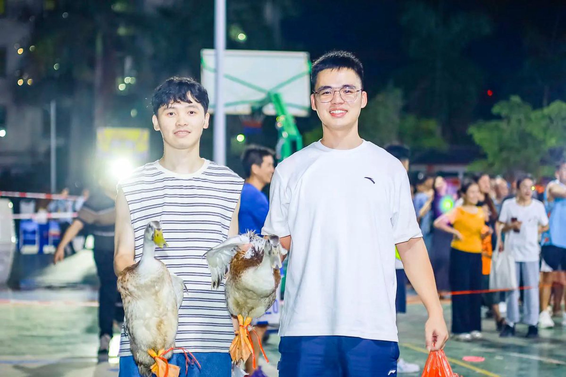 董记欢乐鸭